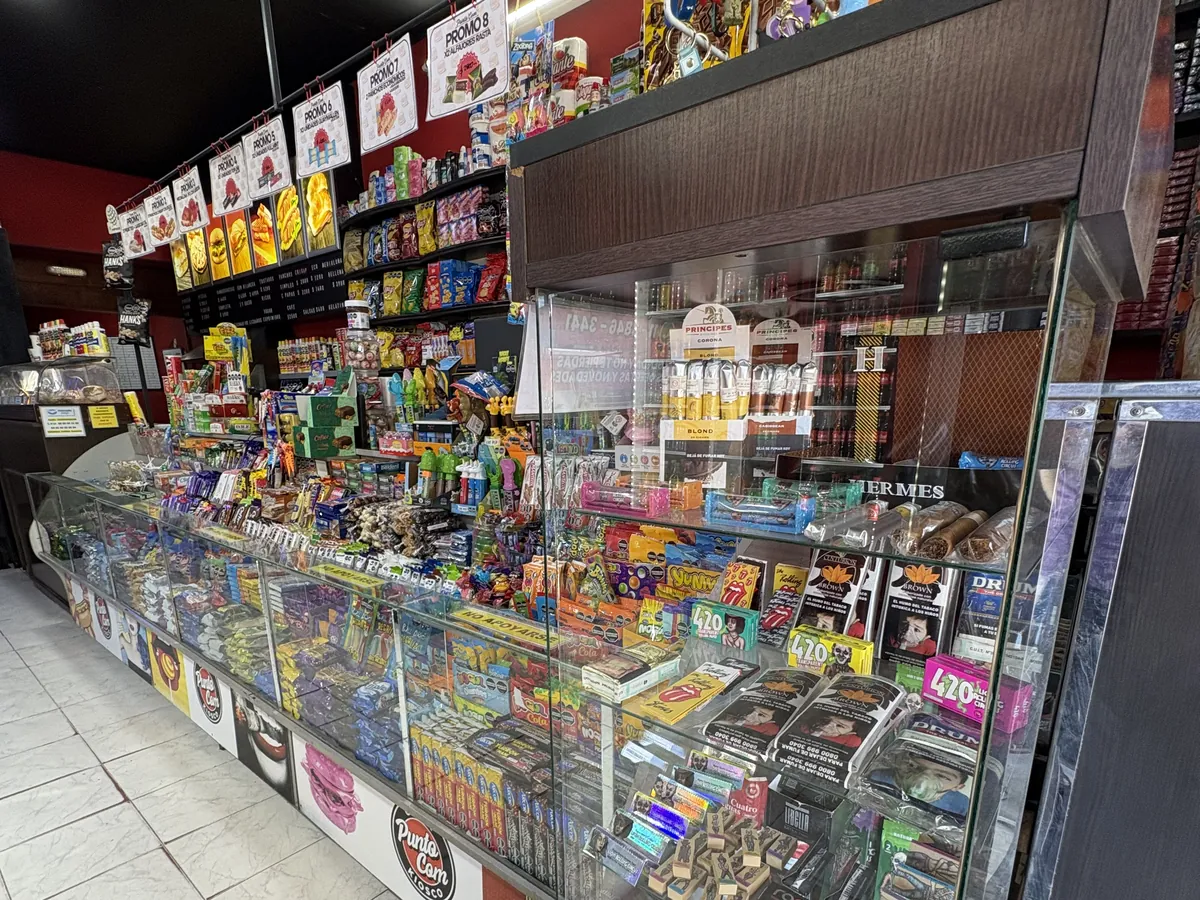 Kiosco y golosinas de PUNTO COM